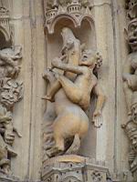 Paris - Notre Dame - Porche, Homme sur un cheval (15)